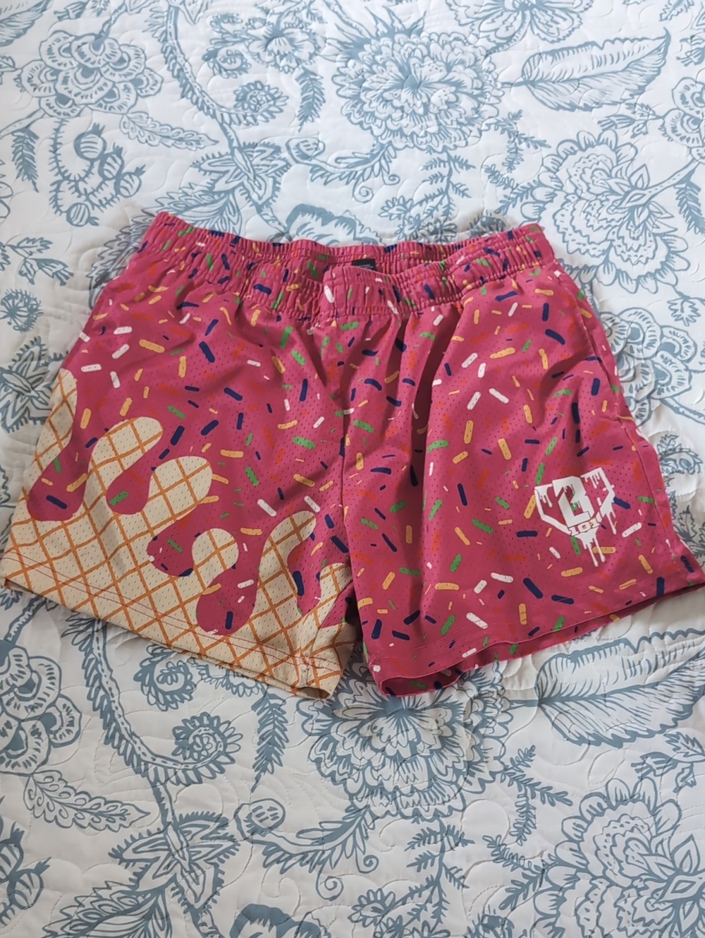Baseball Lifestyle 101 Pink Ice Cream Sprinkles Shorts Men's Small
